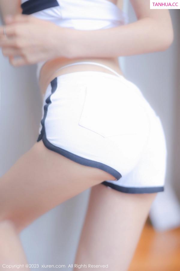   [XiuRen]高清写真图 2023.04.18 No.6588 Lingyu69 丰腴美臀第3张图片